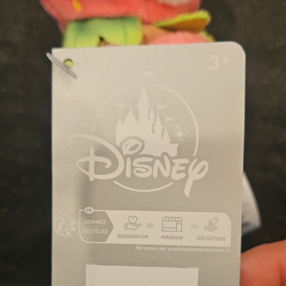 Disney Store Japan "Strawberry Collection" Chip plush keychain - Picture 2 of 6